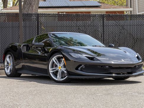 Used 2024 Ferrari 296 GTB RWD image 2