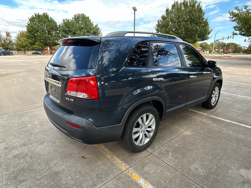 Used 2011 Kia Sorento EX w/ Premium Pkg FWD image 10