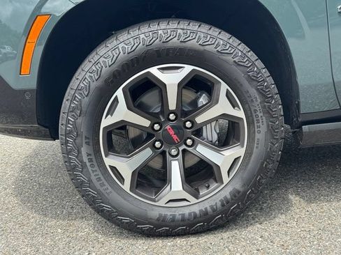 Used 2026 GMC Yukon AT4 Ultimate w/ LPO, Floor Liner Package AWD/4WD image 11