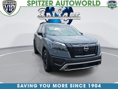 Used 2024 Nissan Pathfinder Rock Creek AWD/4WD image 3