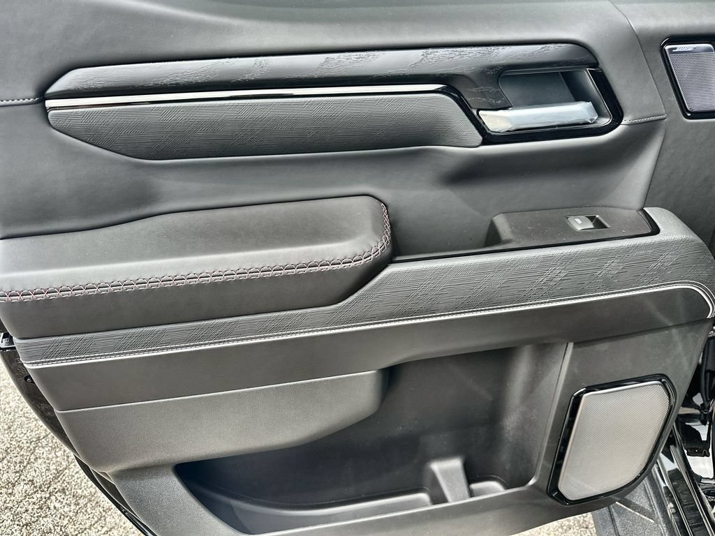 New 2026 GMC Sierra 1500 AT4X AWD/4WD image 15