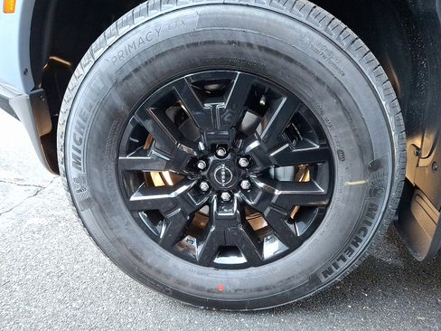 New 2026 Nissan Frontier SV w/ SV Convenience Package image 4