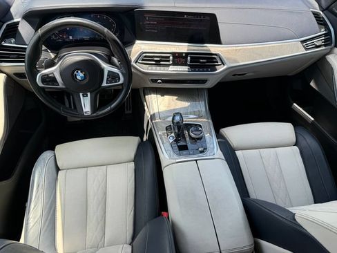 Used 2021 BMW X7 M50i w/ Executive Package AWD/4WD image 2