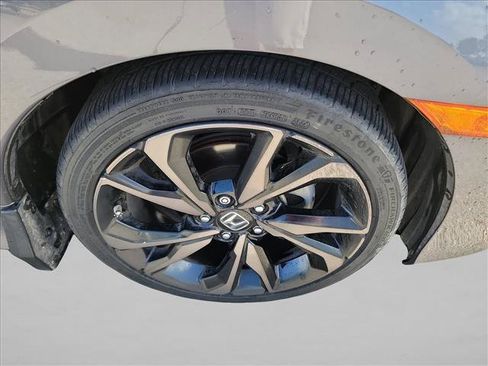 Used 2019 Honda Civic Sport image 10