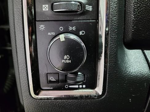 Used 2013 RAM 1500 Sport w/ Sport Premium Group image 41