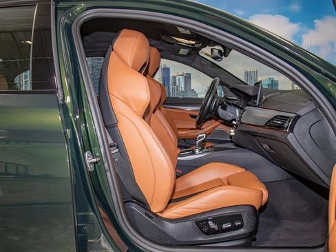 Used 2023 BMW M5 w/ Executive Package image 21