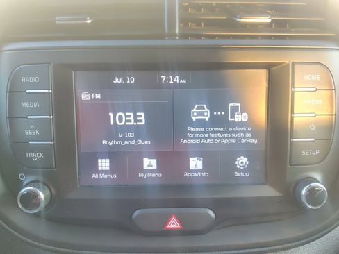 Used 2020 Kia Soul LX FWD image 25