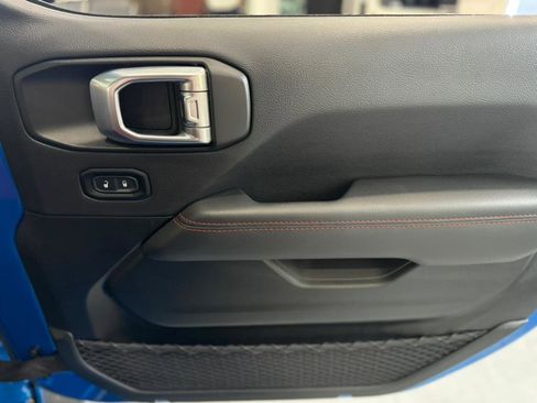 Used 2023 Jeep Wrangler Unlimited Rubicon 4xe image 18