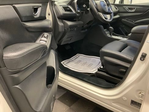 Used 2023 Subaru Ascent Limited w/ Popular Package #2A AWD/4WD image 8