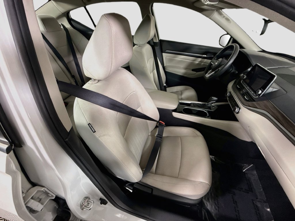 Certified 2023 Nissan Altima 2.5 SV FWD image 29