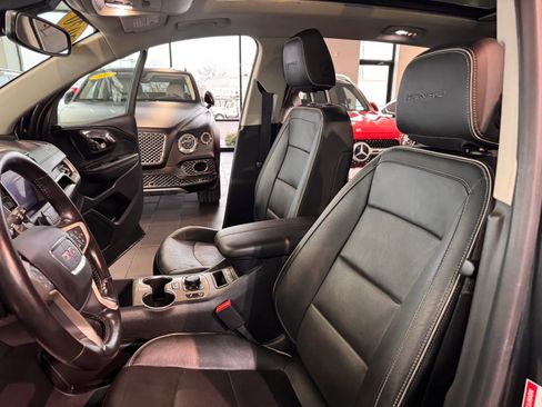 Used 2020 GMC Terrain Denali w/ GMC Pro Grade Package image 10