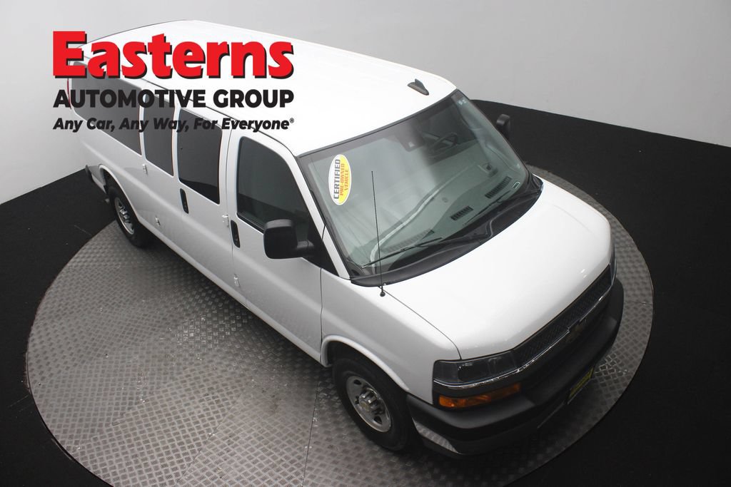 Used 2024 Chevrolet Express 3500 LT w/ LT Preferred Equipment Group RWD image 4