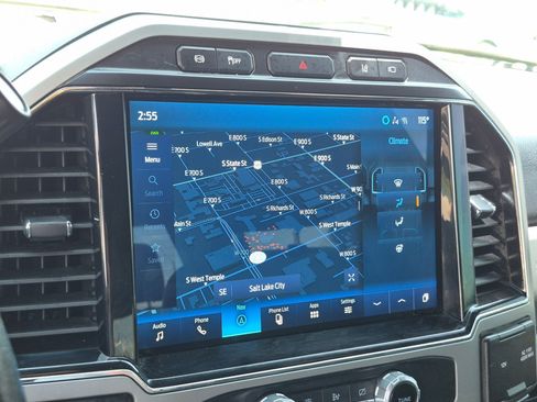 Used 2022 Ford F350 Lariat w/ Lariat Ultimate Package AWD/4WD image 23