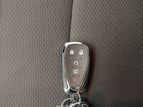 Used 2018 Chevrolet Cruze LT w/ Convenience Package FWD image 32