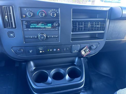 Used 2025 Chevrolet Express 2500 Extended w/ Communications Package image 6