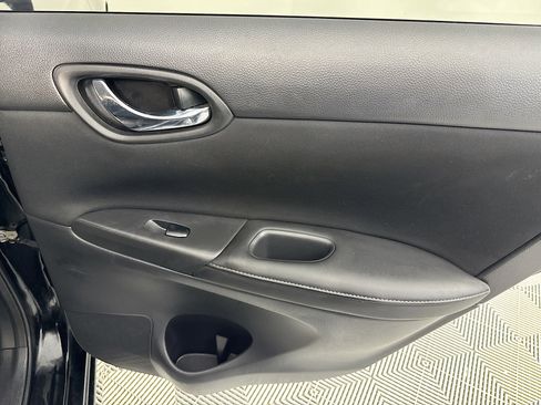 Used 2019 Nissan Sentra S image 24