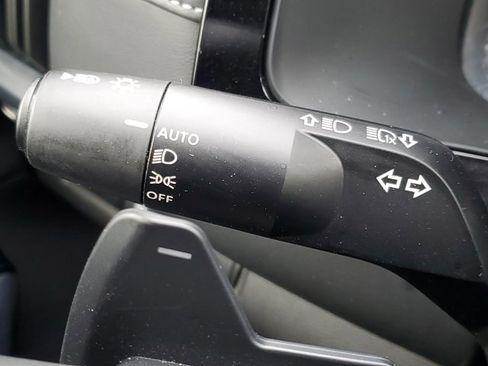 Certified 2025 Nissan Pathfinder SL image 11