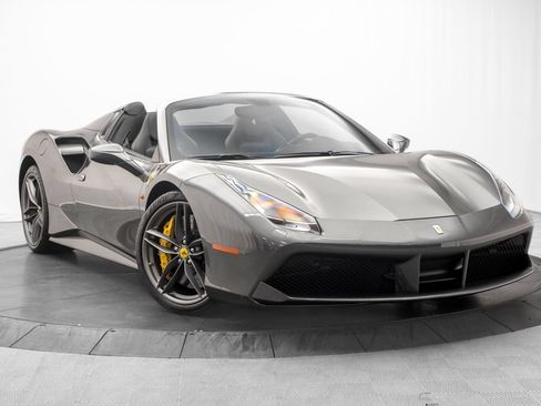 Used 2017 Ferrari 488 Spider RWD image 1