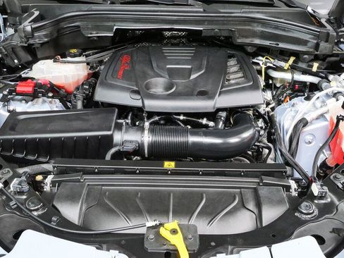Used 2023 Alfa Romeo Stelvio Sprint RWD image 25