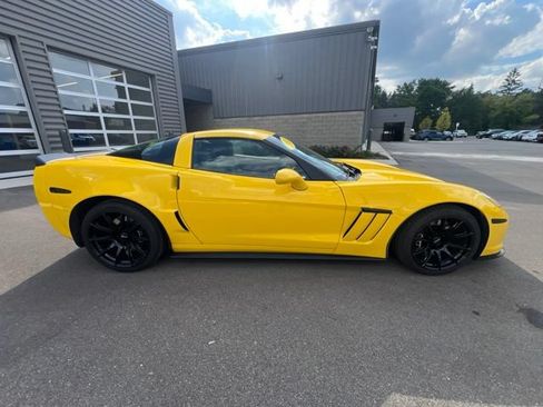 Used 2012 Chevrolet Corvette Grand Sport w/ 3LT Preferred Equipment Group RWD image 4