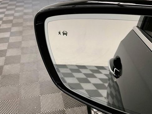 Used 2023 Buick Enclave Essence w/ Experience Buick Package image 34