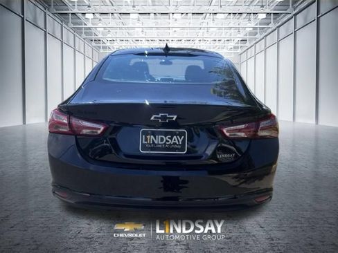 Used 2020 Chevrolet Malibu LT w/ Leather Package FWD image 6
