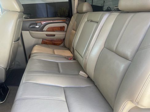 Used 2009 Chevrolet Silverado 3500 LTZ w/ LTZ Plus Package image 8