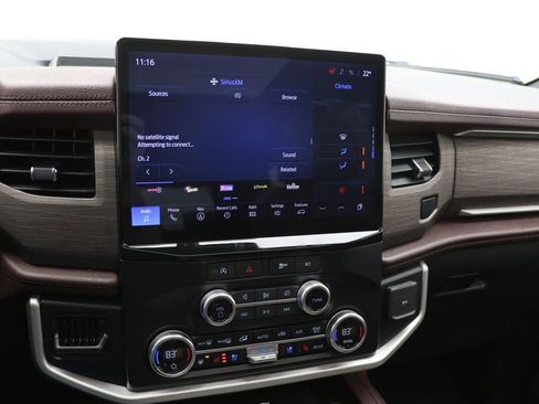 Used 2024 Ford Expedition Max Limited image 25