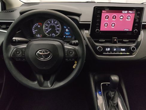 Used 2021 Toyota Corolla LE FWD image 22