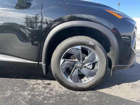 Used 2026 Nissan Rogue SV image 7