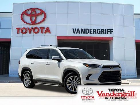 New 2026 Toyota Grand Highlander Platinum image 1