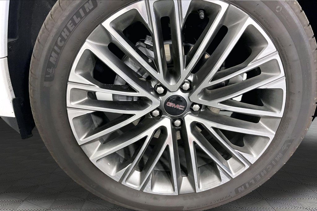 Used 2026 GMC Terrain Denali w/ LPO, Floor Liner Package AWD/4WD image 28