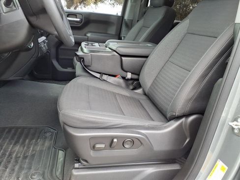 Used 2023 Chevrolet Silverado 1500 Custom image 15