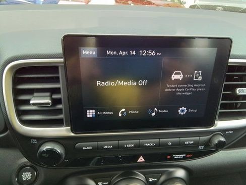 New 2025 Hyundai Venue SEL image 13