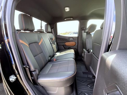 New 2026 GMC Canyon AT4 AWD/4WD image 18