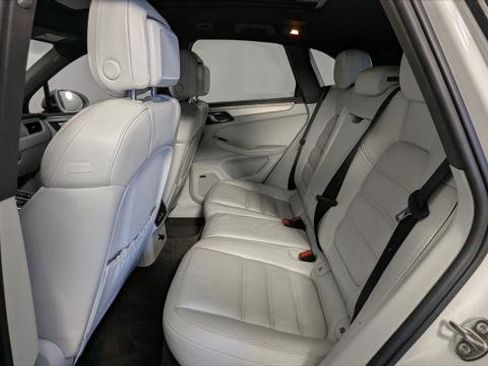 Used 2016 Porsche Macan S w/ Premium Package Plus image 17