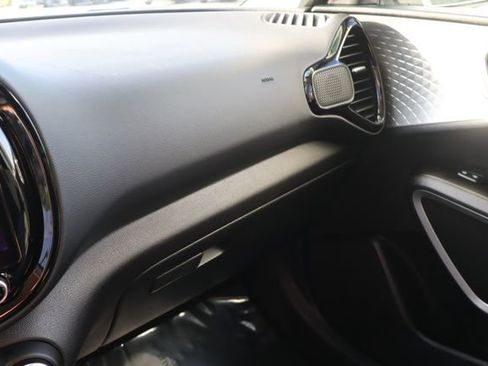 Used 2024 Kia Soul S FWD image 31