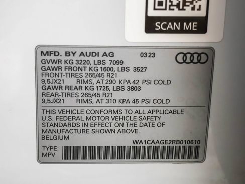Used 2024 Audi Q8 e-tron Premium Plus w/ Premium Plus Package AWD/4WD image 52