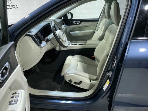 Used 2023 Volvo XC60 B6 Ultimate w/ Climate Package AWD/4WD image 2