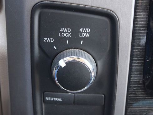 Used 2018 RAM 2500 Limited image 37