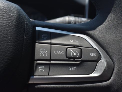 Used 2023 Jeep Compass Limited AWD/4WD image 22