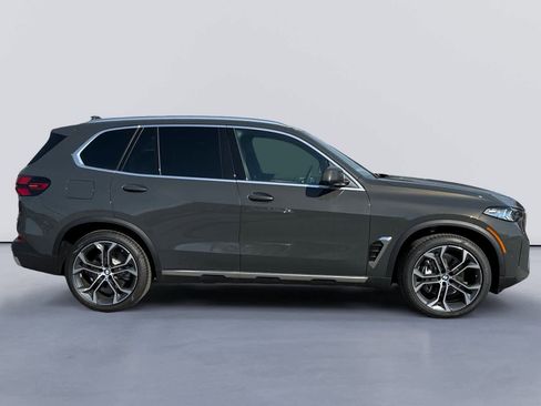 New 2026 BMW X5 xDrive40i AWD/4WD image 2