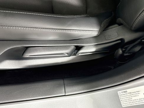 Certified 2025 Honda Civic Sport image 22