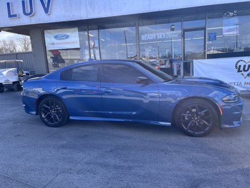 Used 2021 Dodge Charger R/T w/ Blacktop Package image 4