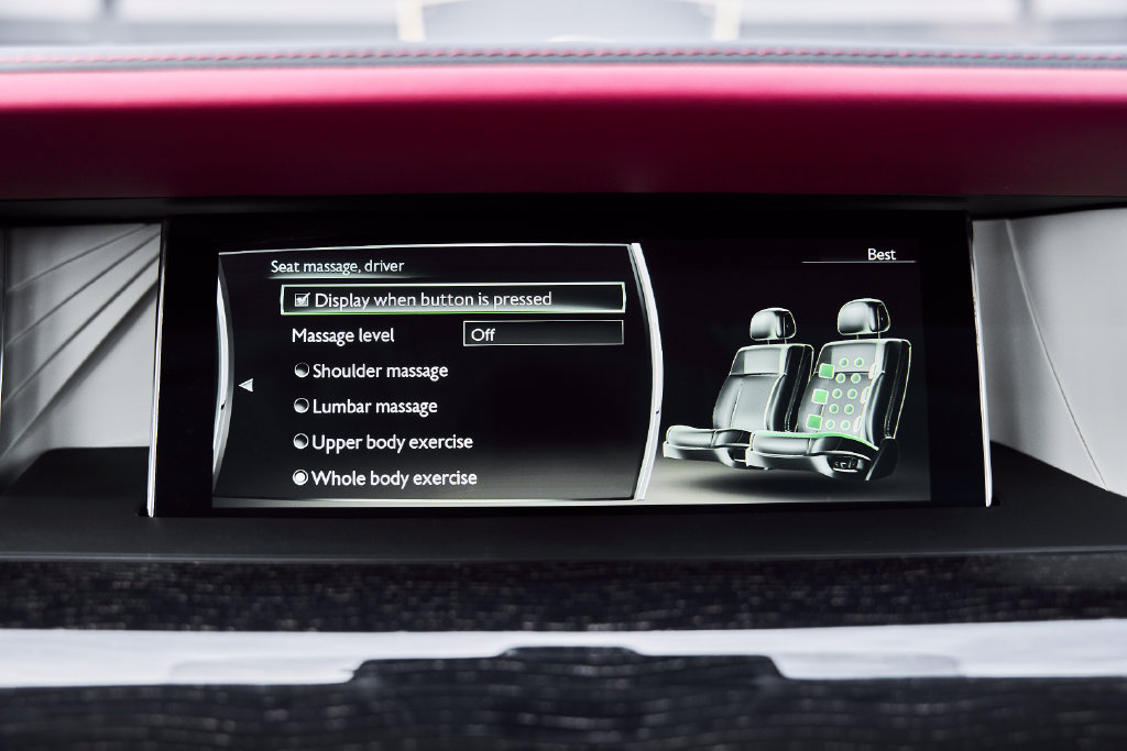 Used 2023 Rolls-Royce Phantom Sedan RWD image 91