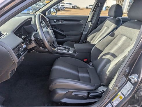 Certified 2025 Honda Civic Sport image 10