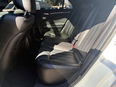 Used 2023 Chrysler 300 S RWD image 9