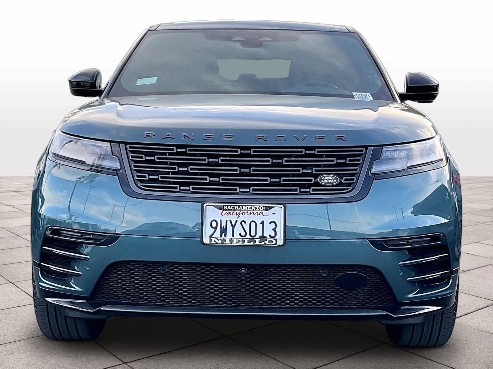 Used 2026 Land Rover Range Rover Velar Dynamic SE AWD/4WD image 3