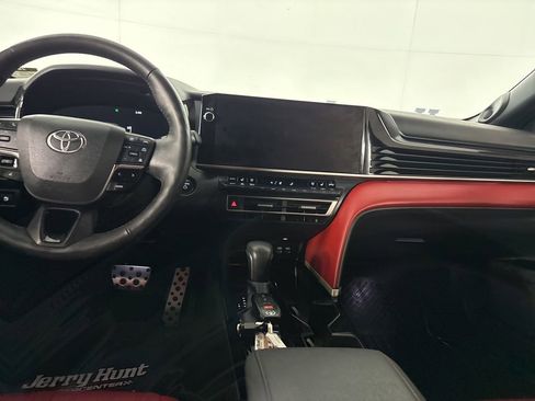 Used 2025 Toyota Camry XSE w/ Premium Plus Package AWD/4WD image 23