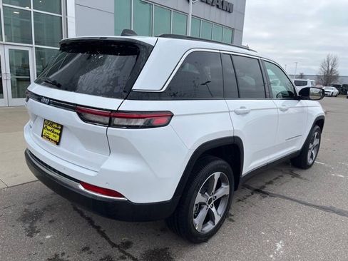 New 2024 Jeep Grand Cherokee Limited 4xe AWD/4WD image 5